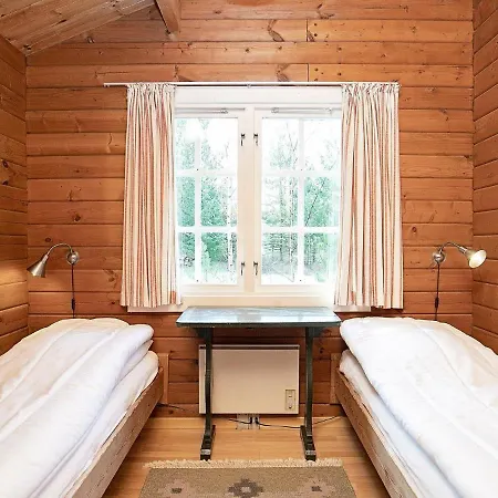 Semesterbostad Two-bedroom Holiday In 6 *